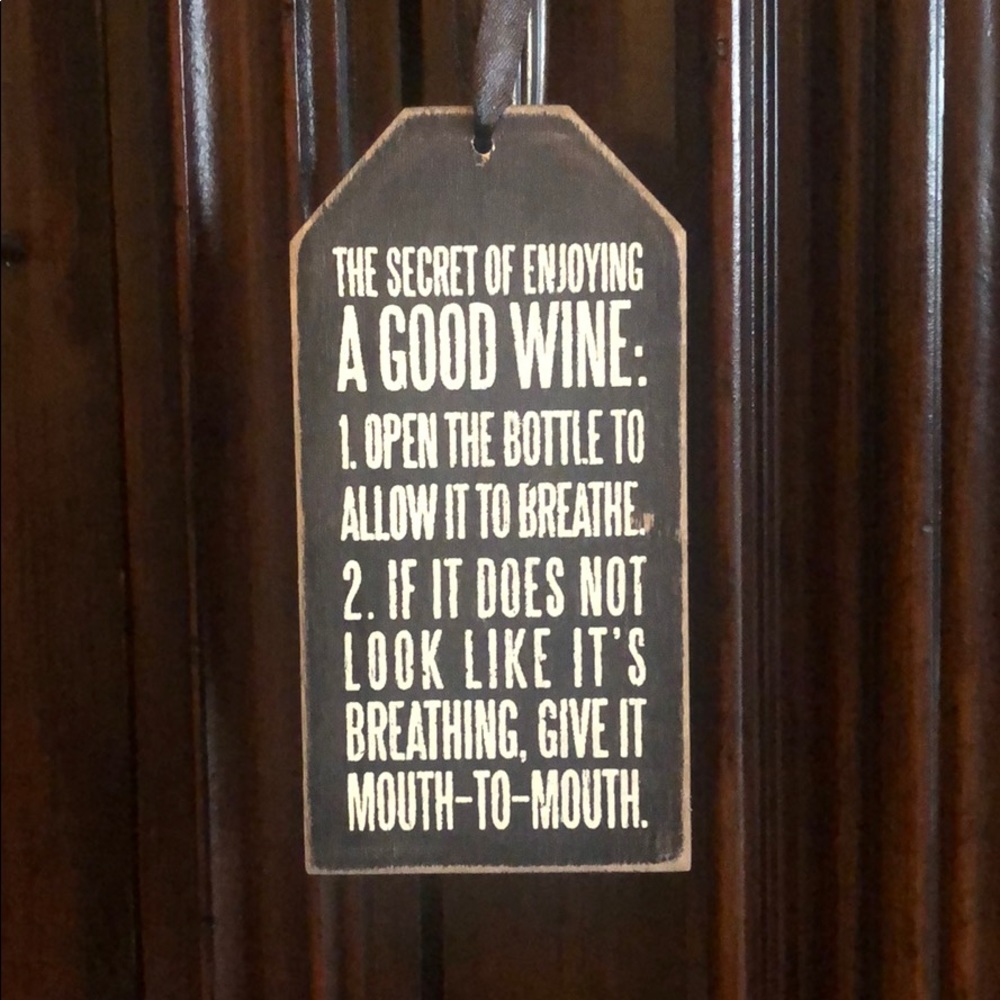 Wine bottle gift tag